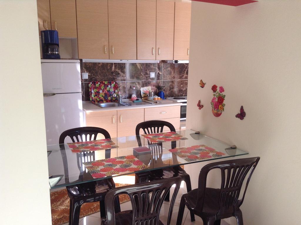 Dimos Bungalows PalaiónTsiflíkion Rom bilde
